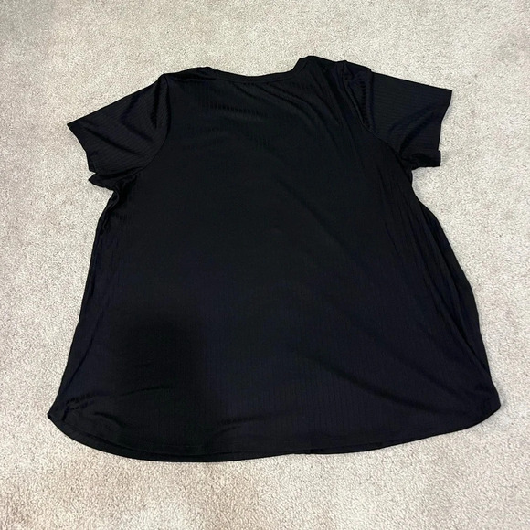 Classic V-Neck Button Tee - Picture 6 of 6